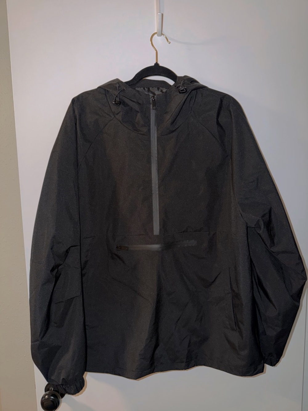 Men’s XL Black Half Zip Windbreaker